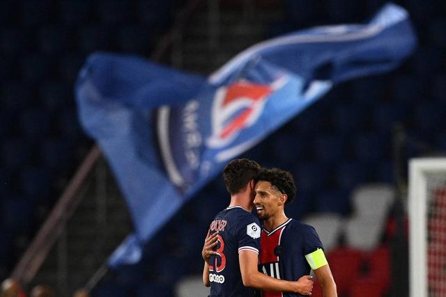 西超杯-莱万亚马尔破门 巴萨2-0进决赛会师皇马